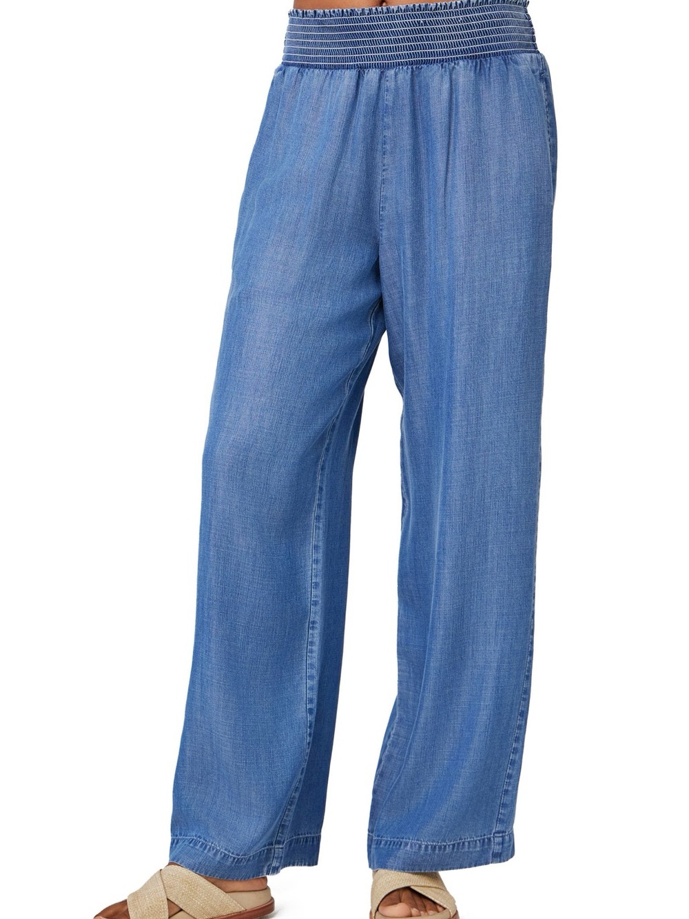 NWT  Wide leg smocked waist light chambray pants